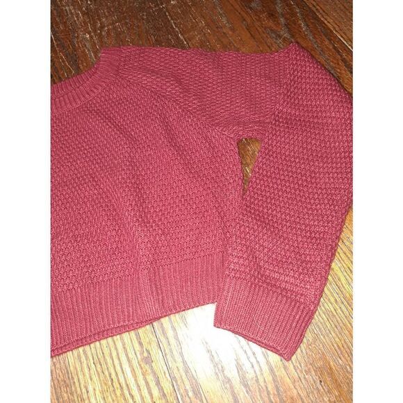 New Small Burgandy Knit Long Sleeve Cropped Sweater Round Neck Pullover NWOT - Picture 2 of 4